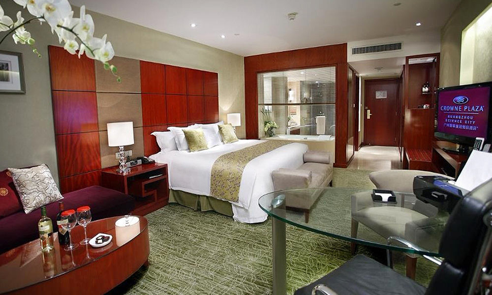 廣州翡翠皇冠假日酒店